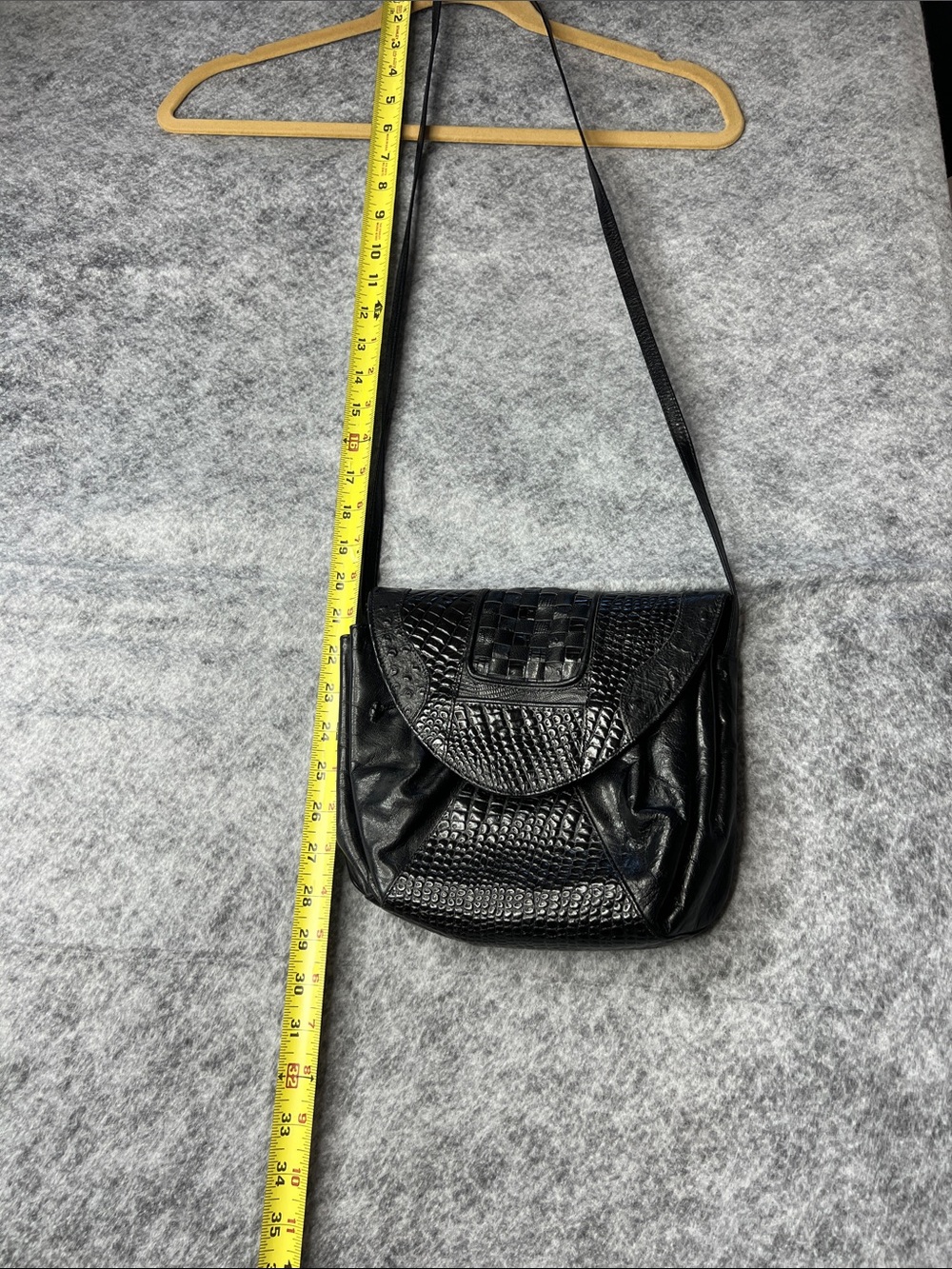 GINO Black genuine, leather Crossbody Bag